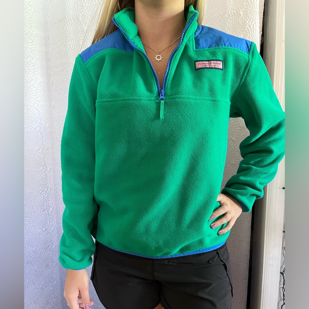 Vineyard vines shirt